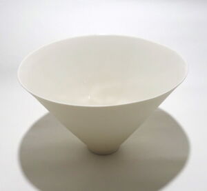 BEM011 Becky Mackenzie Large White Porcelain Conical Bowl