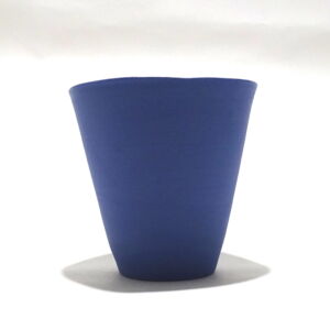 Side Becky Mackenzie Medium Cornflower Porcelain Tumbler