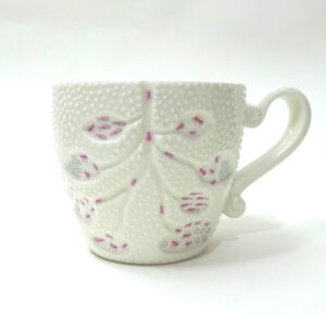IKI002-Ikuko-Iwamoto-Ants-Nest-Cup-Pink