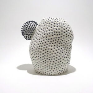 Back-Ikuko-Iwamoto-Nucleolus-Pofu-Vase-Navy