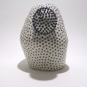 Side-2-Ikuko-Iwamoto-Nucleolus-Pofu-Vase-Navy