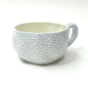 IKI020-Ikuko-Iwamoto-Dotted-Wide-Mug-Blue