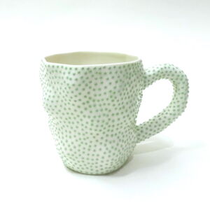 IKI023-Ikuko-Iwamoto-Dotted-Tall-Mug-Green
