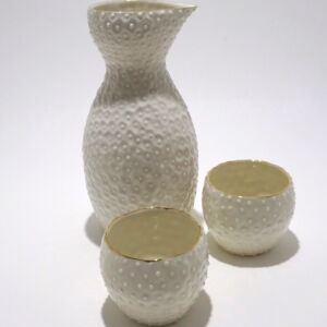 Above-Diagonal-Ikuko-Iwamoto-Nucleolus-Sake-Set-White