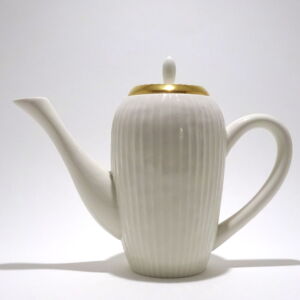 Side-2-Ikuko-Iwamoto-Stripe-Teapot