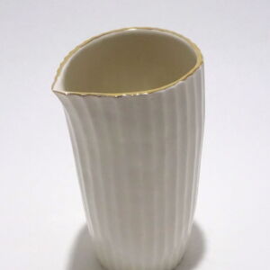 Above-Diagonal-Ikuko-Iwamoto-Stripe-Sake-Jug