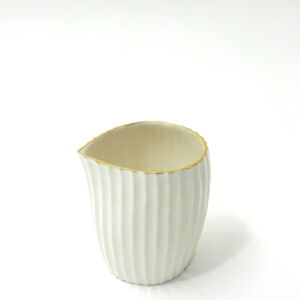 IKI039-Ikuko-Iwamoto-Stripe-Milk-Jug