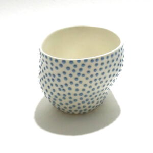 IKI047 Ikuko Iwamoto Small Dotted Guinomi Sake Cup Light Blue