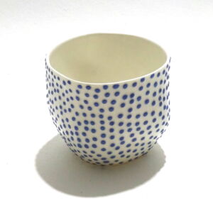 IKI048 Ikuko Iwamoto Small Dotted Guinomi Sake Cup Blue