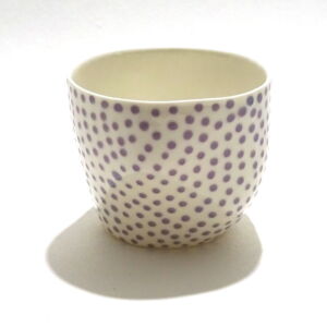 IKI050 Ikuko Iwamoto Small Dotted Guinomi Sake Cup Purple