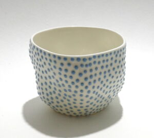 IKI058 Ikuko Iwamoto Large Dotted Guinomi Sake Cup Light Blue