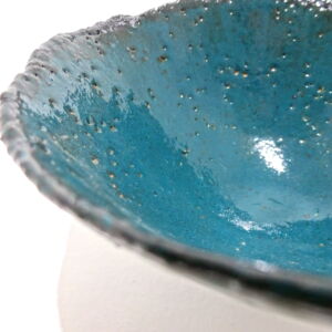 Close-Up-Julie-OSullivan-Dark-Green-Pinch-Pot-w-Foot-Ring