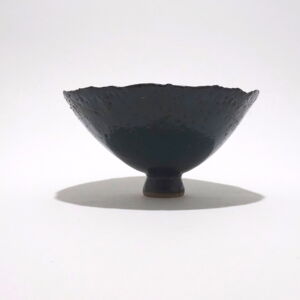 Side-Julie-OSullivan-Dark-Green-Pinch-Pot-w-Foot-Ring