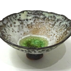 JUOS005-Julie-OSullivan-Pinch-Pot-w-Sea-Glass-Foot-Ring-5