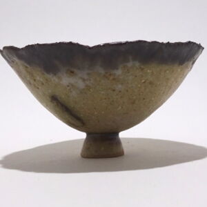 Side-Julie-OSullivan-Pinch-Pot-w-Sea-Glass-Foot-Ring-7