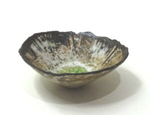 SOLD-JUOS009-Julie-OSullivan-Pinch-Pot-w-Sea-Glass