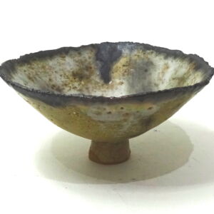 JUOS015-Julie-OSullivan-Pinch-Pot-w-Copper Manganese-w-Foot-Ring