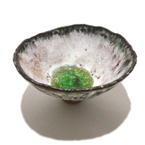 JUOS021 Julie O Sullivan Pinch Pot w Sea Glass Foot Ring