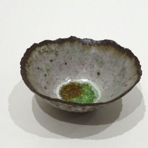 JUOS029 Julie O Sullivan Pinch Pot with Sea Glass