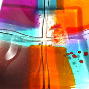 Close-Up-Kim-Bramley-12x12cm-Tapestry-Land-Plate-Orange-Red