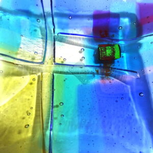 Close-Up-Kim-Bramley-12x12cm-Tapestry-Land-Plate-Blue-Yellow