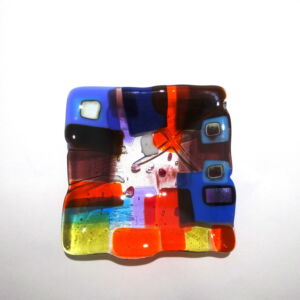 Above-Kim-Bramley-Transparent-Tapstry-Land-Plate