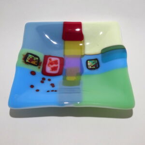 KIB033-Kim-Bramley-Transparent-Tapstry-Land-Plate