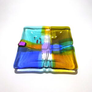 KIB034-Kim-Bramley-Transparent-Tapstry-Land-Plate