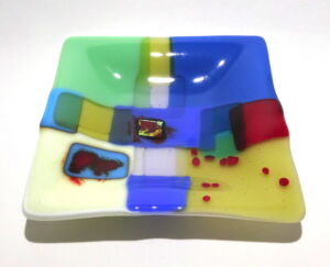 KIB035-Kim-Bramley-Transparent-Tapstry-Land-Plate