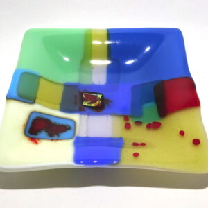 KIB035-Kim-Bramley-Transparent-Tapstry-Land-Plate