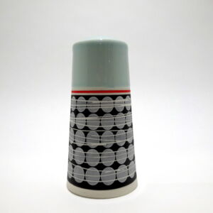 MAA009 FESTIVAL CONE WITH WHITE OVALS