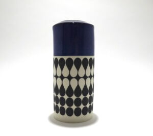 MAA012 SEAWEED CYLINDER BLACK SLIP CHUN GLAZE