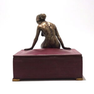 Back-Nick-Davis-Girl-Box