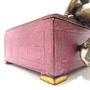 Close-Up-Box-Nick-Davis-Girl-Box