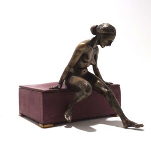 Front-2-Nick-Davis-Girl-Box