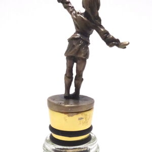 Back-Nick-Davis-Waving-Lady-Bottle-Stopper