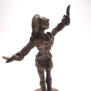 Close-Up-Nick-Davis-Waving-Lady-Bottle-Stopper