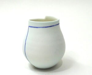 RIB038-Richard-Baxter-White-Wrap-Vase