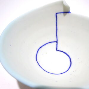 Close-Up-Richard-Baxter-White-Wrap-Bowl-Small