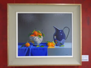 ROW057 BLUE JUG WITH CLEMENTINES IN PATERNED BOWL
