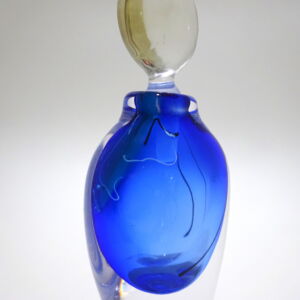 Close Up Stuart Akroyd Elipse Bottle Mini