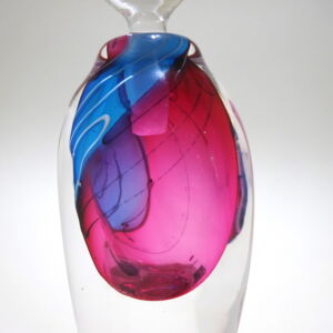 Close Up Stuart Akroyd Elipse Bottle Mini