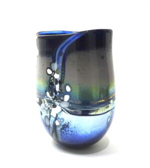 WS21-Shakspeare-Glass-Lustre-Rocks-Medium-Open