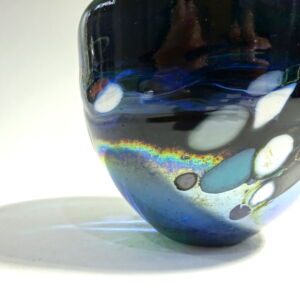 Close-Up-Shakspeare-Glass-Lustre-Rocks-Small-Bowl
