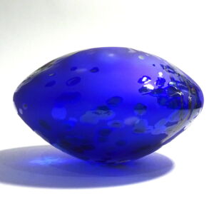 Side-Shakspeare-Glass-Shallow-Medium-Form-Blue