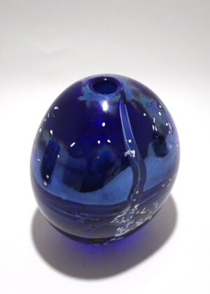 WS40 Shakspeare Glass Lustre Rocks Medium Closed