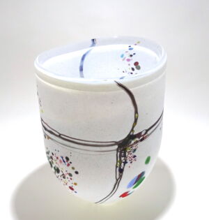 WS42 Shakspeare Glass White Pebble X Large Open