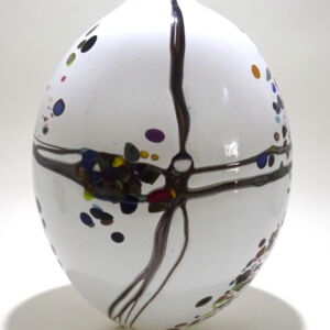 Front Shakspeare Glass White Pebble Large Closed