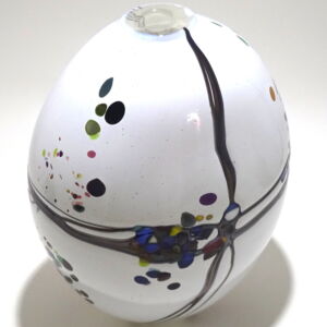 WS43 Shakspeare Glass White Pebble Large Closed