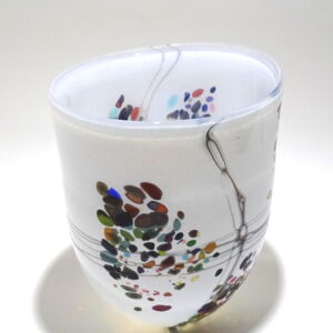 WS44 Shakspeare Glass White Pebble Medium Open